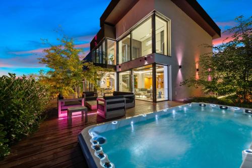 Chandelier Sky Mansion