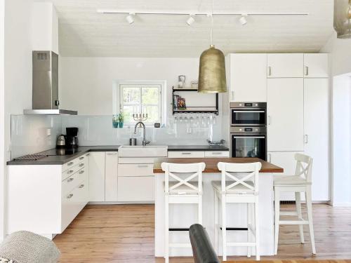 person holiday home in KATTHAMMARSVIK in Romakloster