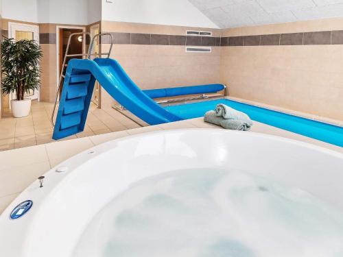 Spa, 18 person holiday home in Hasselberg in Olpenitz