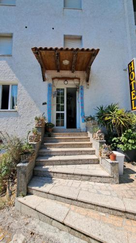 Albergo ALBERTA – Massa, WI