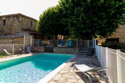 Peldbaseins, La Bergerie de Fenouillet, domaine AB en Pic Saint Loup in Vacquieres