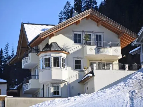 Apartment in See near Ski Slopes in See, Österreich