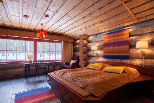 room detail thumbnail 0