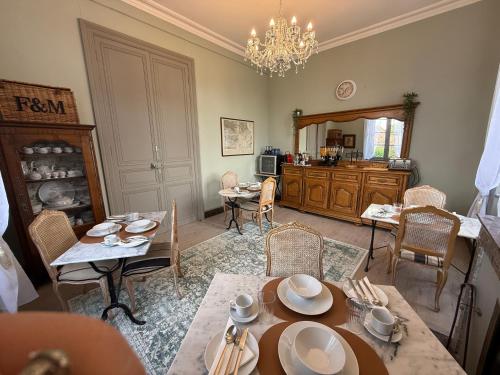 Храна и напитки, La Maison de Maître Chagnon Aumagne (La Maison de Maitre Chagnon Aumagne) in Aumagne