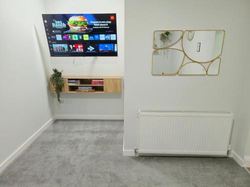 3-Bed Home in Glasgow, Glasgow (photo 10)
