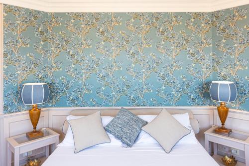 Fontana Di Trevi Penthouse - image 8