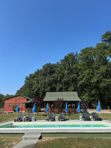 Naša Oaza - Donja Trepča, Čačak (Nasa Oaza - Donja Trepca, Cacak) in Preljina