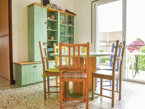 Iekārtas, Holiday Home Talairan with Pool and BBQ in Talairana