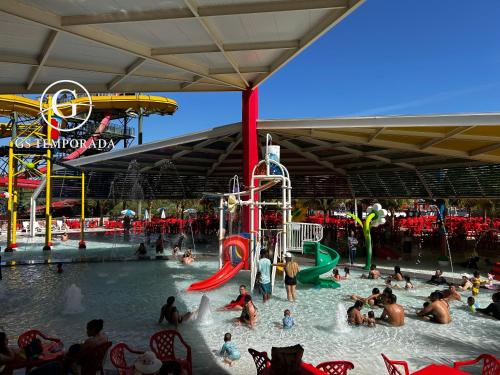 Piazza diRoma com acesso ao Acqua Park e Splash - Gabriel in Vila Sao Jose