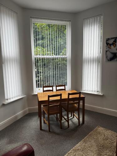 No 5 AT SANDRINGHAM, LARGE 1 BED NEAR SEFTON PARK, Liverpool (photo 10)