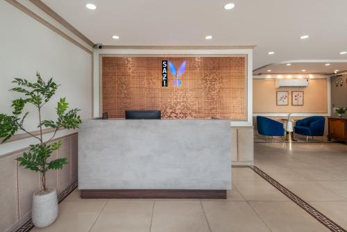 SAZI エラト ホテル - フリー エアポート & ブレックファスト