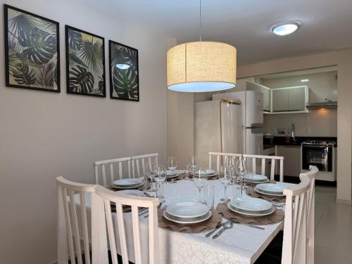 Residencial 287 - Localização privilegiada à 5min da praia (Residencial 287 - Localizacao privilegiada a 5min da praia) in บอมบาส