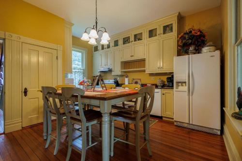 Aletha-Marie Krog House in Washington