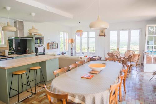 Maison entre lot et Correze panorama exceptionnel in Ferrand