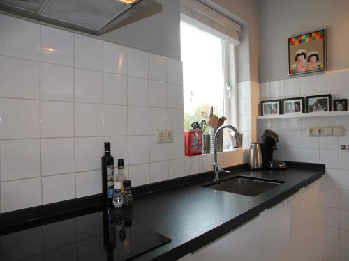 Kitchen, Groet Villa Stay with Garden Views in Groet met Hargen
