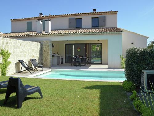 Villa in Malaucène with Private Pool - Location, gîte - Malaucène