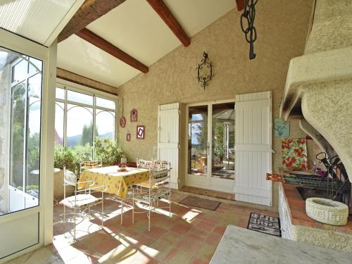 Villa in Fayence with Provençal Charm, Fayence (foto 6)