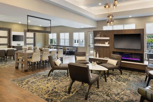 Előcsarnok, Residence Inn by Marriott Tampa Suncoast Parkway at NorthPointe Village in Odessa (FL)