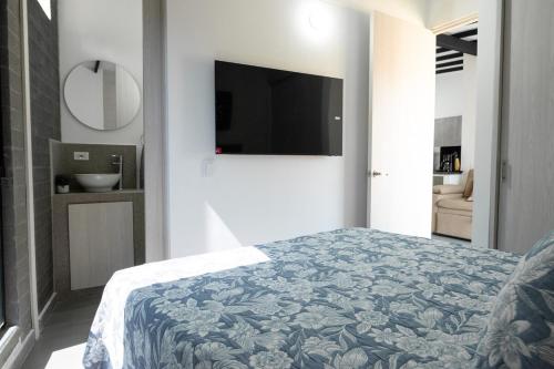 Cozy Laureles Retreat Stadium Vicinity - image 2