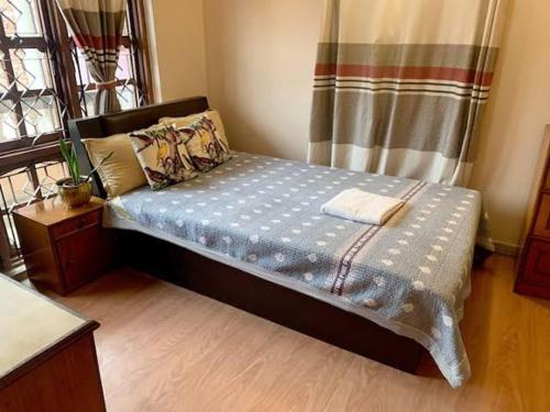 Room #1475318701