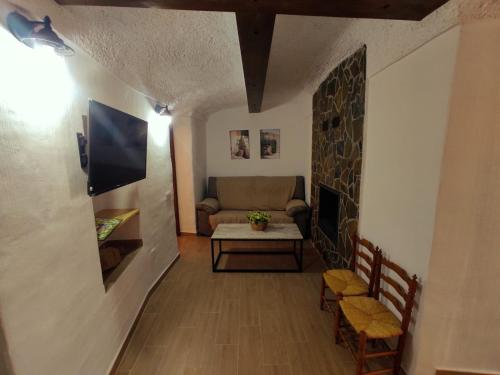 Casa-cueva 'MI ABUELA L O L A' in Orce