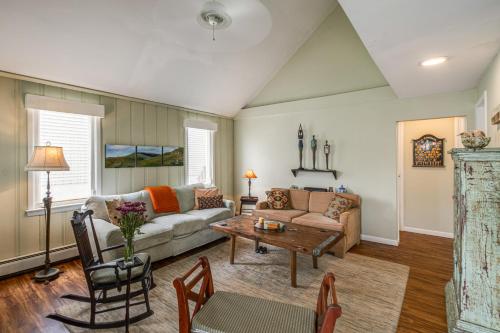 Cozy Beach Getaway about 6 Mi to Atlantic City! in Brigantine