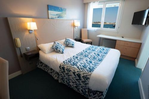 Hotel De La Mer - image 9