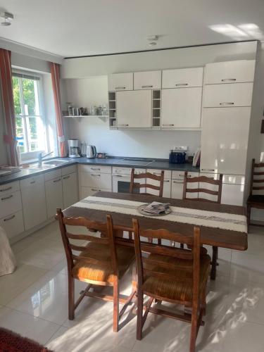 廚房, Ferienwohnung Dilling in 拉德貝跟