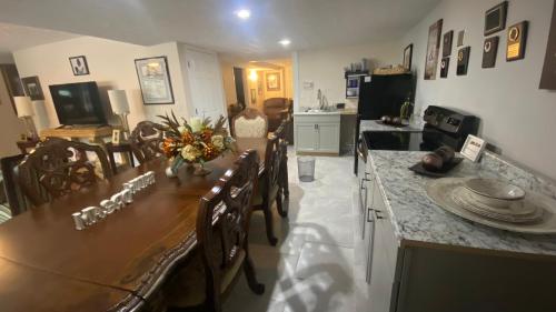 Your Private 1-Bedroom Guest House in College Park in South Fulton