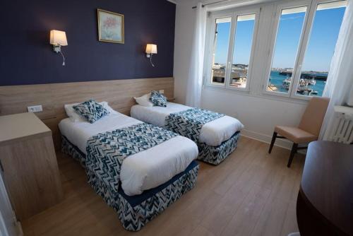 Hotel De La Mer