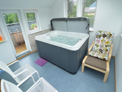 Spacious chalet in Jalhay with jacuzzi, Jalhay (foto 5)