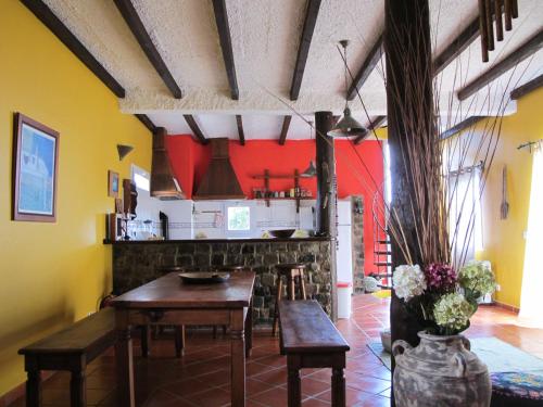  Bisbis House in Porto Moniz