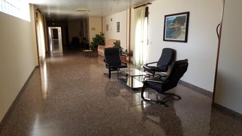 Hotel Reina Isabel - image 12