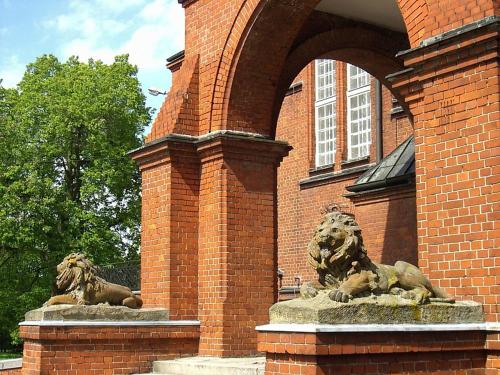 Pałac w Kobylnikach Pałac w Kobylnikach