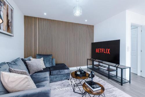 Stylish 4BR Home - Birmingham Stay - Cadbury World & QE Hospital - Parking, Бирмингем (фото 4)