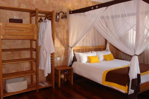 This photo about Hotel Sakamanga shared on HyHotel.com