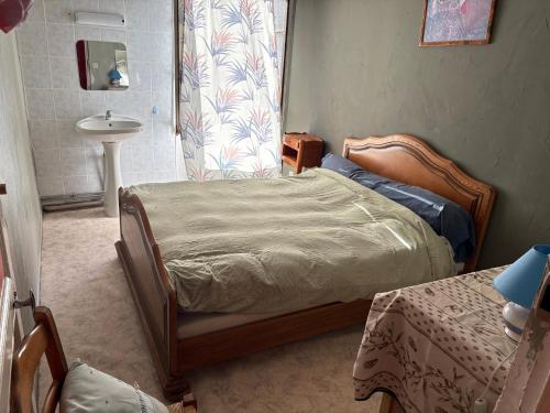 Rodrigue in St Pierre Le Moutier