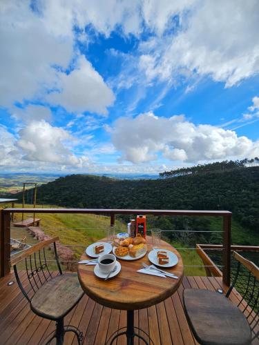 Nas proximidades, Cabana Quatro Estações - Luxo Romântica e com vista incrível (Cabana Quatro Estacoes - Luxo Romantica e com vista incrivel) in Paty do Alferes