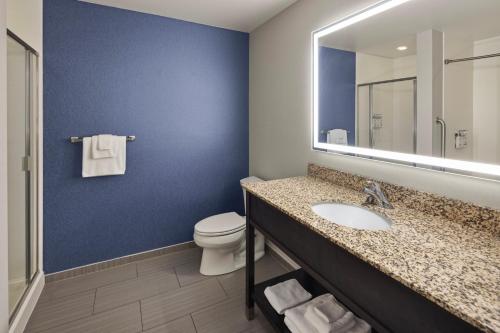 Holiday Inn Express Moline - Quad Cities Area an IHG Hotel - image 6