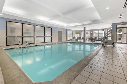 Sonesta Select Chicago Elgin West Dundee in Elgin, USA