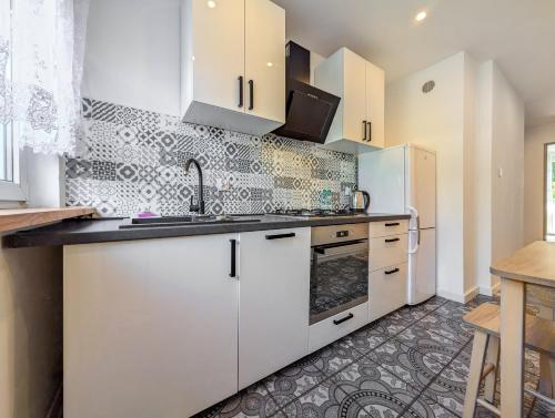 Dapur, Hiszpańska Harmony Apartment by BookingHost (Hiszpanska Harmony Apartment by BookingHost) in Nowy Dwór