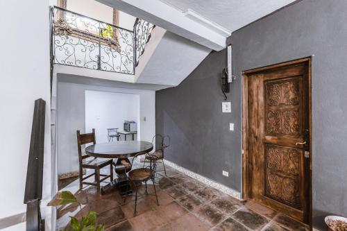 La casa Santa María (La casa Santa Maria) in การากอล