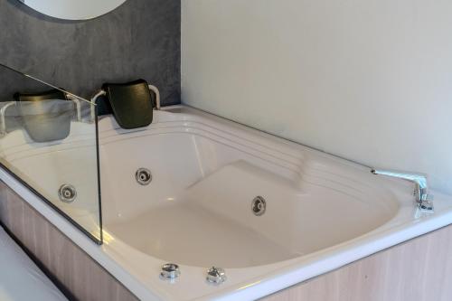 201 Jacuzzi & Comfort, Loft, Medellín (Foto 8)