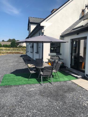 Fabulous 4 Bedroom House, Gateway to Connemara in Oughterard