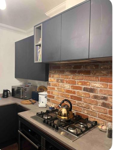 Konyha, Northmill Cottage - Charming 2 bed residential property with courtyard in Easebourne