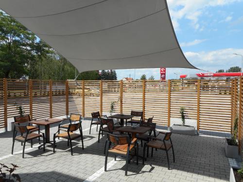 Hotel Platan - image 7