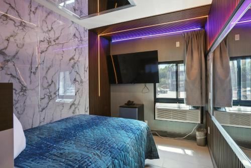 Andrea Motel Inn & Suites in Bronx