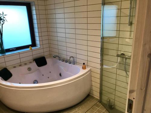 A szálláshely kívülről, Stunning Home In Ebeltoft W in Femmoller