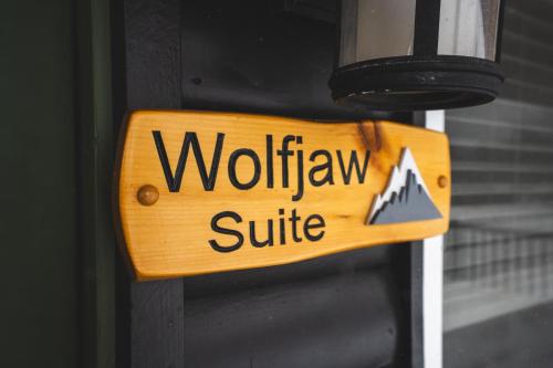 Wolfjaw Lodge - image 8