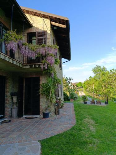 Viesnīcas āriene, LA CASA DI TALIN - Camere e appartamenti - Accoglienza adults only in Serravalle Langhe
